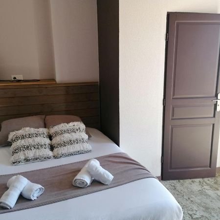 Hotel Restaurant L'Escale Le Grau-dʼAgde المظهر الخارجي الصورة
