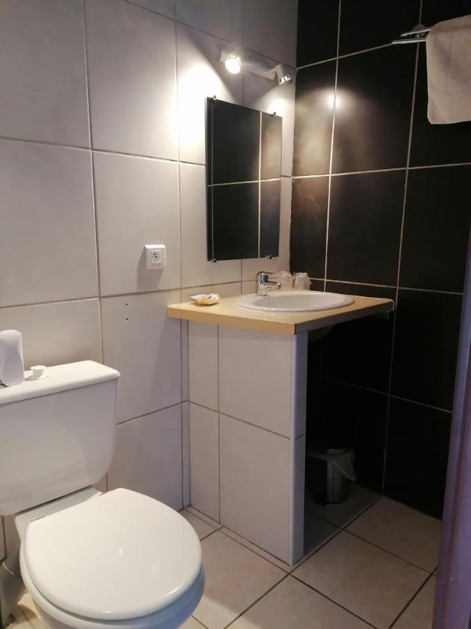 Hotel Restaurant L'Escale Le Grau-dʼAgde المظهر الخارجي الصورة