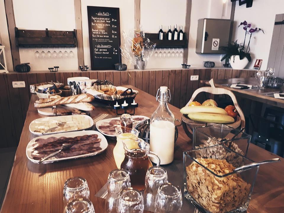 Hotel Restaurant L'Escale Le Grau-dʼAgde المظهر الخارجي الصورة