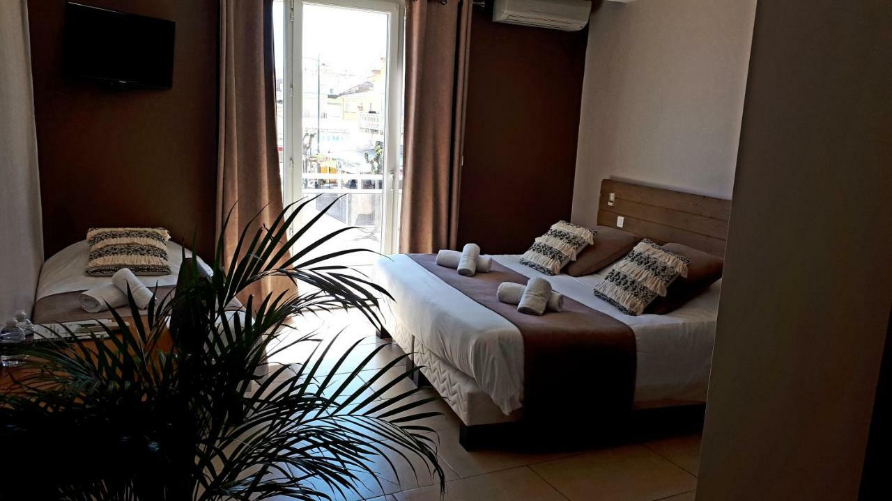 Hotel Restaurant L'Escale Le Grau-dʼAgde المظهر الخارجي الصورة