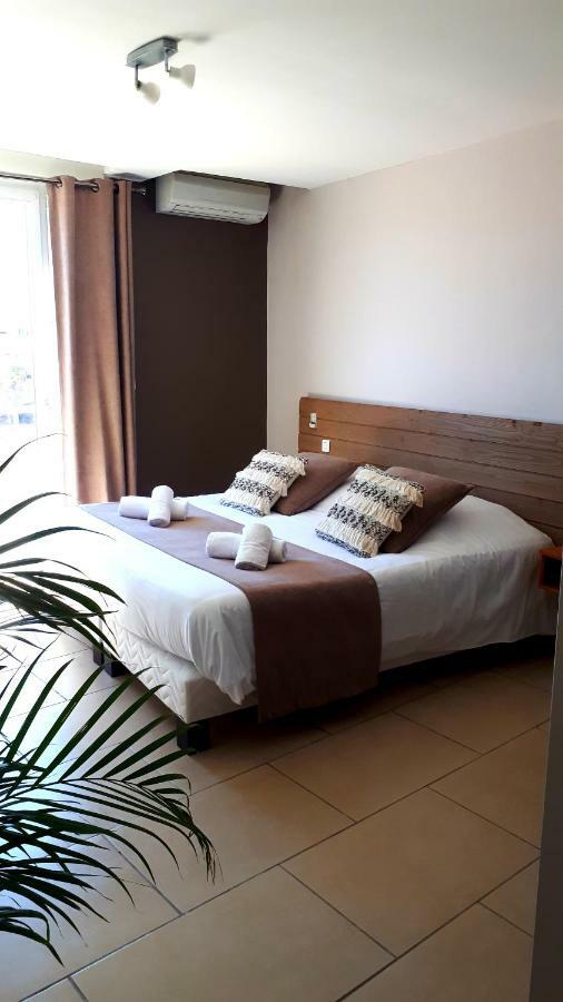 Hotel Restaurant L'Escale Le Grau-dʼAgde المظهر الخارجي الصورة